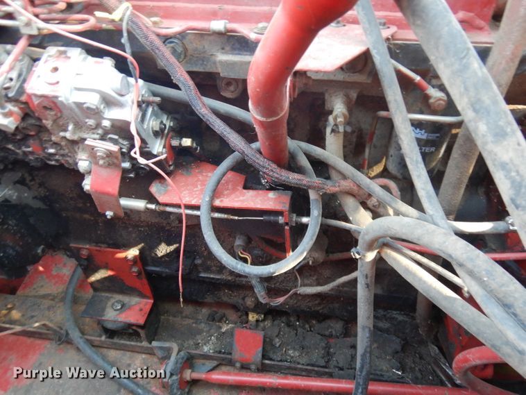 image for item HV9775 Case IH 1680 RWA combine