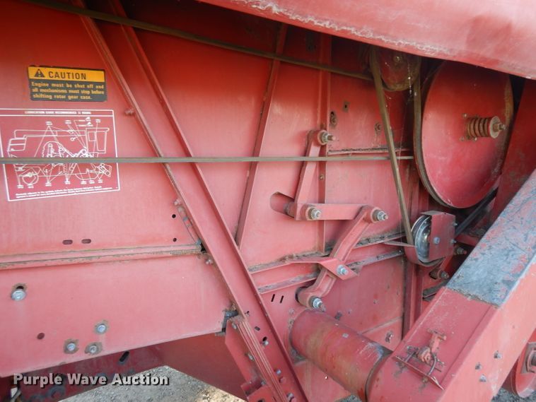 image for item HV9775 Case IH 1680 RWA combine