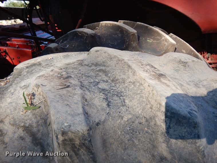 image for item HV9775 Case IH 1680 RWA combine