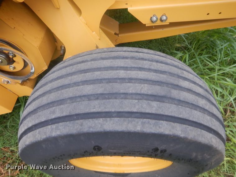 image for item HW9250 2018 Vermeer 504R  round baler