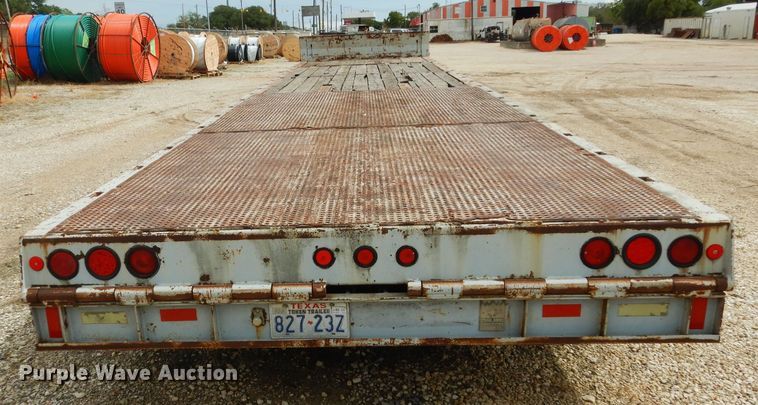 image for item DF2642 2000 Trail King TK70HT-482 drop deck equipment trailer