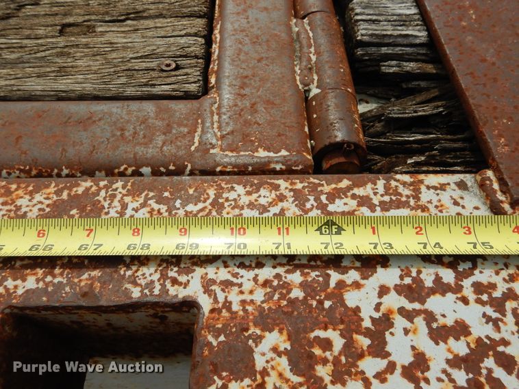 image for item DF2642 2000 Trail King TK70HT-482 drop deck equipment trailer