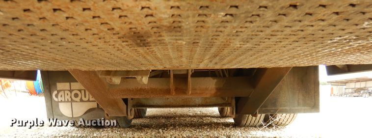 image for item DF2642 2000 Trail King TK70HT-482 drop deck equipment trailer