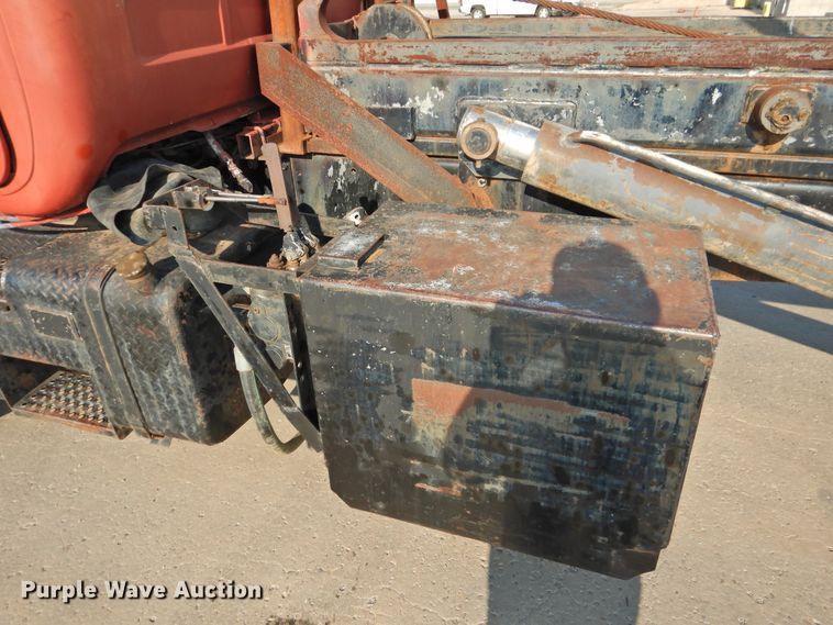 image for item DG1461 1981 Mack DM6855  roll off container truck