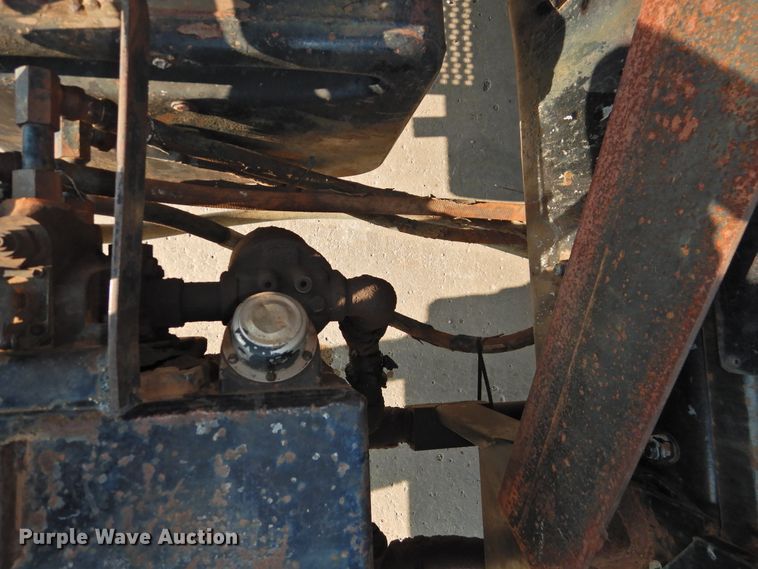 image for item DG1461 1981 Mack DM6855  roll off container truck