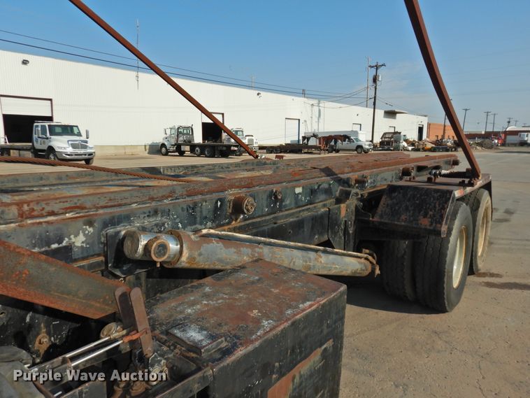 image for item DG1461 1981 Mack DM6855  roll off container truck