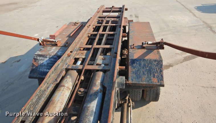 image for item DG1461 1981 Mack DM6855  roll off container truck