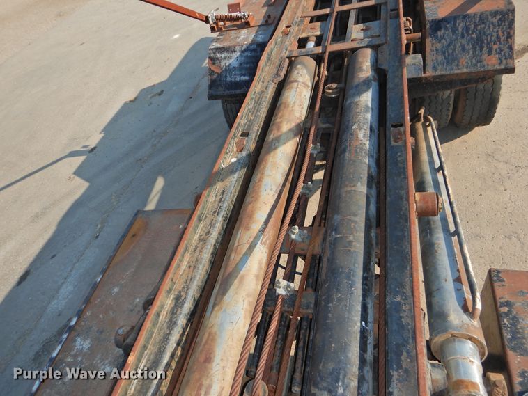 image for item DG1461 1981 Mack DM6855  roll off container truck