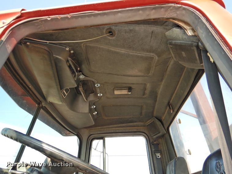 image for item DG1461 1981 Mack DM6855  roll off container truck