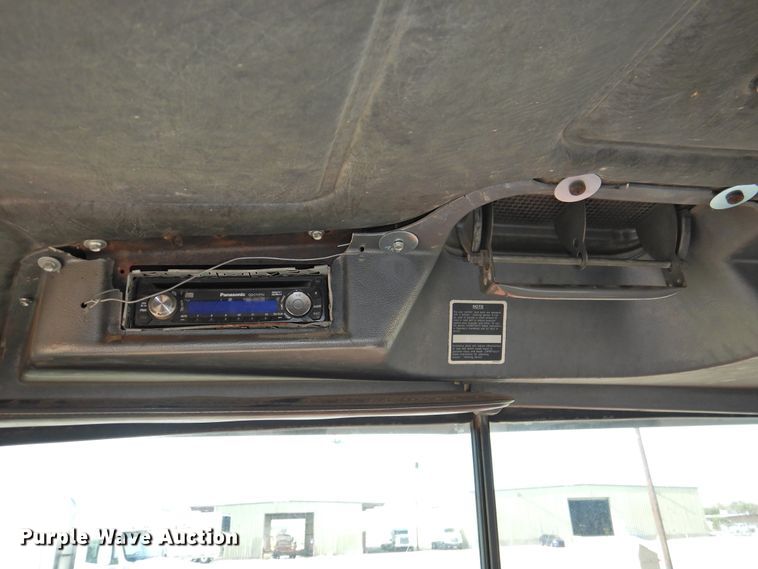 image for item DG1461 1981 Mack DM6855  roll off container truck