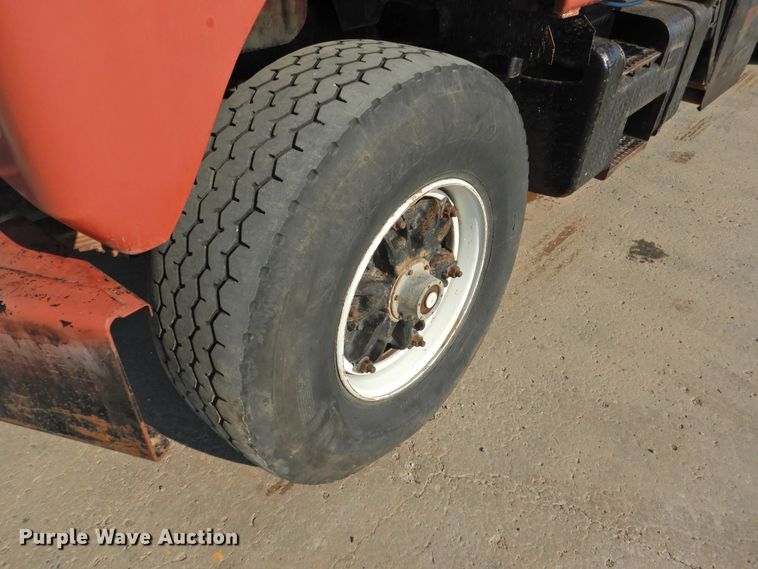 image for item DG1461 1981 Mack DM6855  roll off container truck