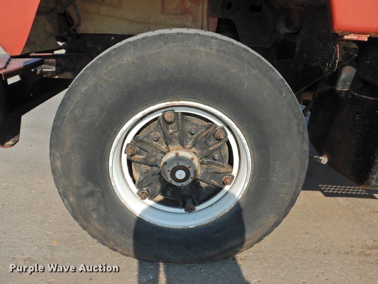 image for item DG1461 1981 Mack DM6855  roll off container truck