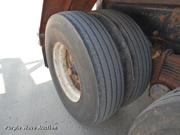 image for item DG1461 1981 Mack DM6855  roll off container truck