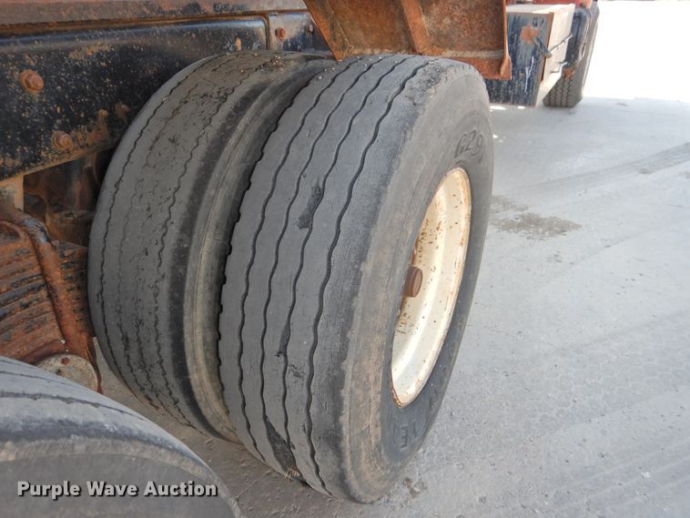 image for item DG1461 1981 Mack DM6855  roll off container truck