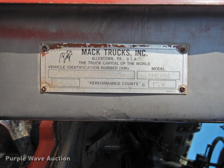 image for item DG1461 1981 Mack DM6855  roll off container truck