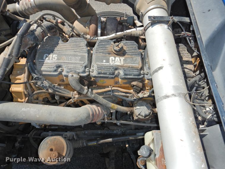 image for item DG1462 2007 Kenworth T800B  semi truck