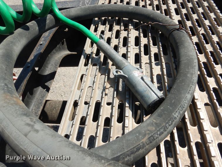 image for item DG1467 1995 International 9400  semi truck