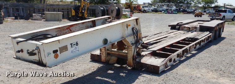 image for item DG1468 1978 Rogers lowboy equipment trailer