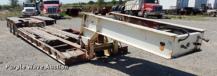 image for item DG1468 1978 Rogers lowboy equipment trailer