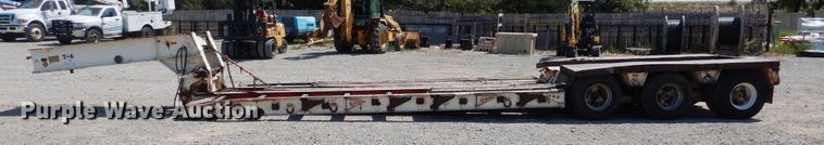 image for item DG1468 1978 Rogers lowboy equipment trailer