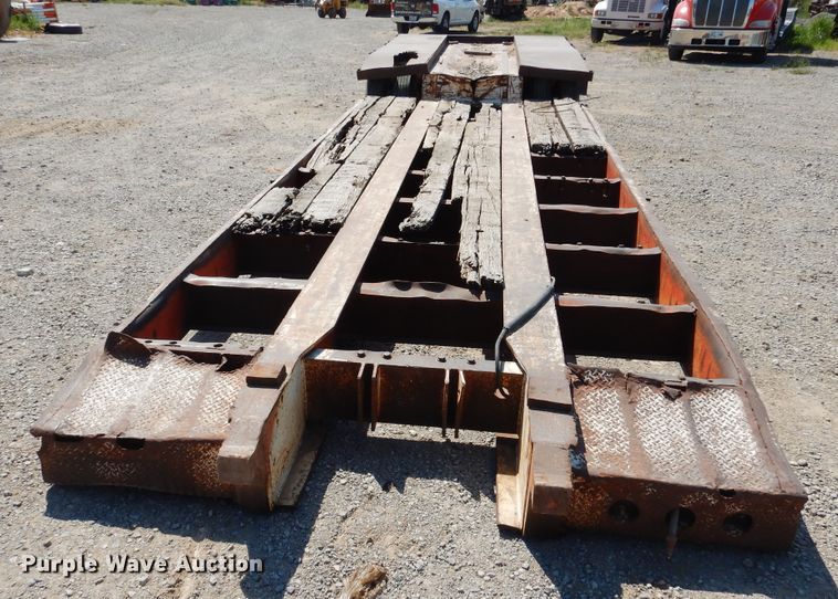 image for item DG1468 1978 Rogers lowboy equipment trailer