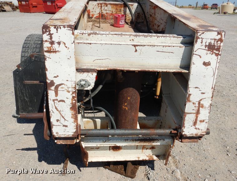 image for item DG1468 1978 Rogers lowboy equipment trailer