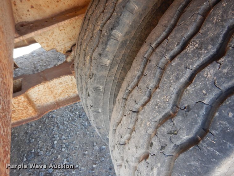 image for item DG1468 1978 Rogers lowboy equipment trailer