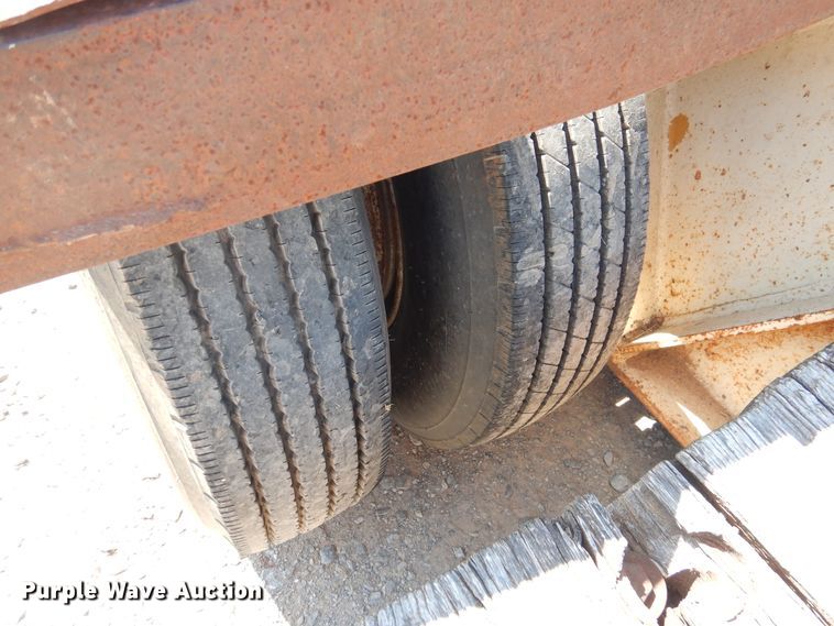 image for item DG1468 1978 Rogers lowboy equipment trailer