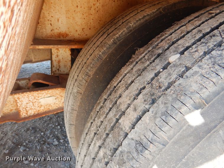 image for item DG1468 1978 Rogers lowboy equipment trailer