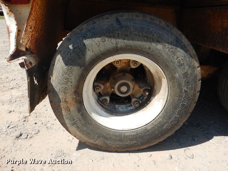 image for item DG1468 1978 Rogers lowboy equipment trailer