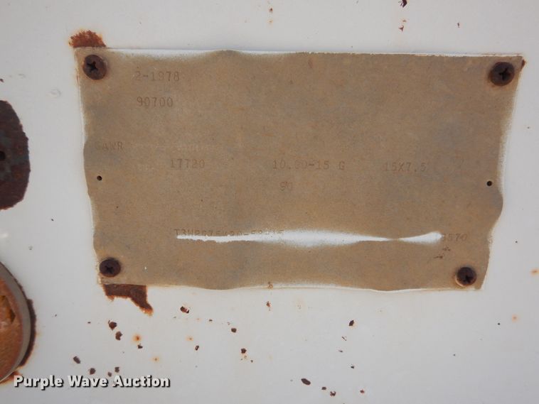 image for item DG1468 1978 Rogers lowboy equipment trailer