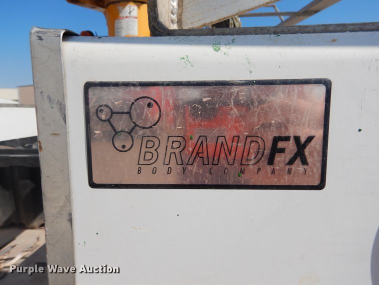 image for item DG1470 2003 Chevrolet C4500  bucket truck