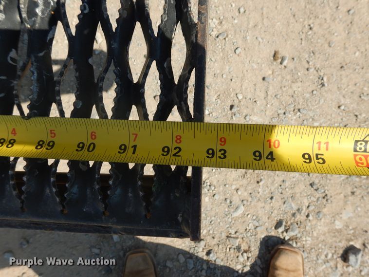 image for item DG1470 2003 Chevrolet C4500  bucket truck