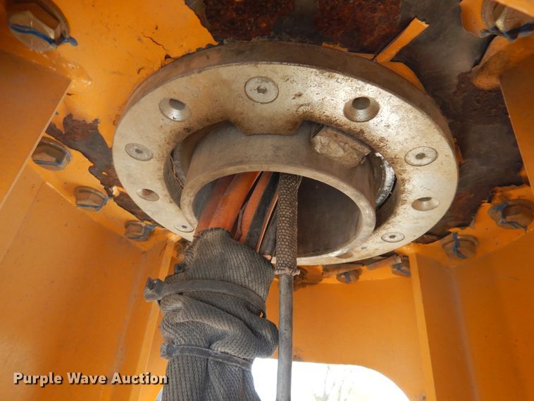 image for item DG1470 2003 Chevrolet C4500  bucket truck