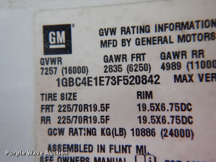 image for item DG1470 2003 Chevrolet C4500  bucket truck