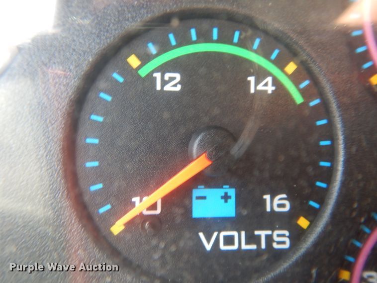 image for item DG6889 2006 International 4300  box truck