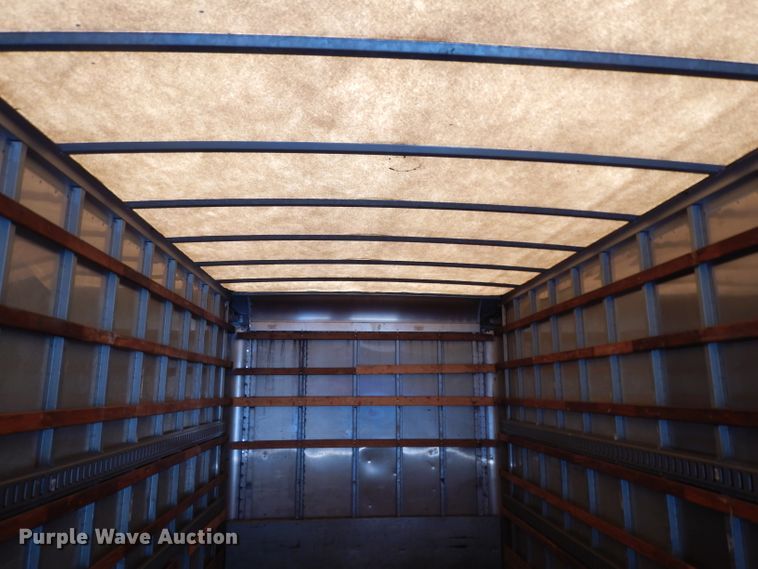 image for item DG6889 2006 International 4300  box truck