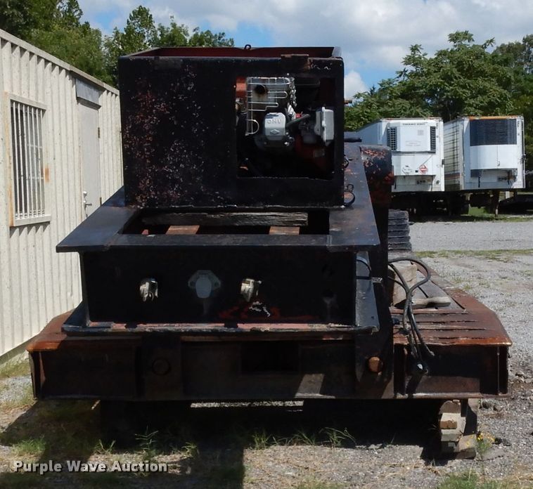 image for item DG6986 1990 Fontaine HRGTT-7-50NGBAW lowboy equipment trailer