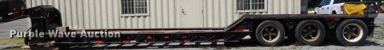 image for item DG6986 1990 Fontaine HRGTT-7-50NGBAW lowboy equipment trailer