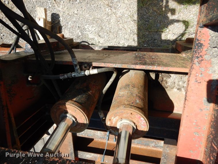 image for item DG6986 1990 Fontaine HRGTT-7-50NGBAW lowboy equipment trailer