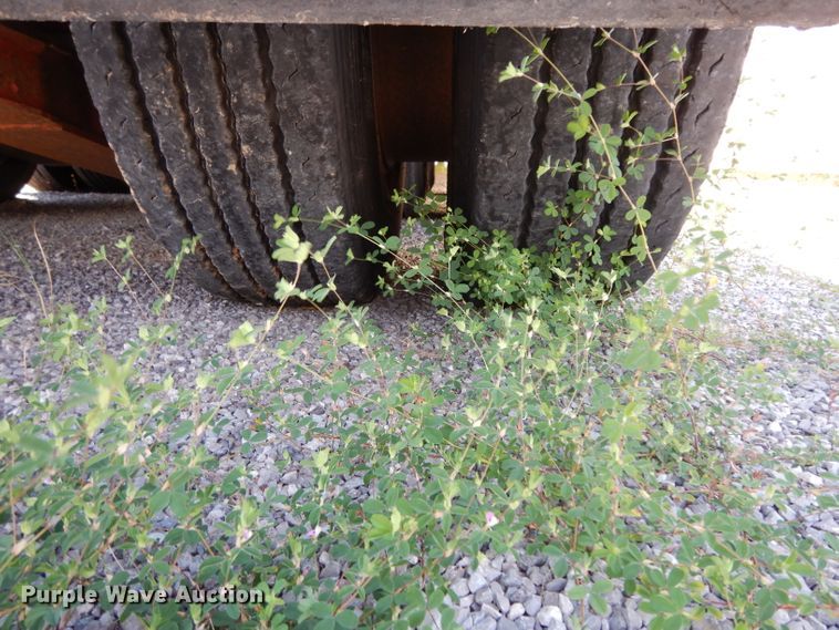 image for item DG6986 1990 Fontaine HRGTT-7-50NGBAW lowboy equipment trailer