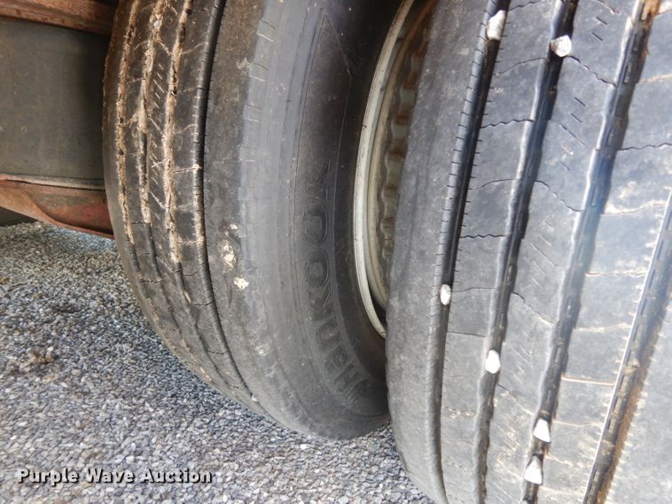 image for item DG6986 1990 Fontaine HRGTT-7-50NGBAW lowboy equipment trailer