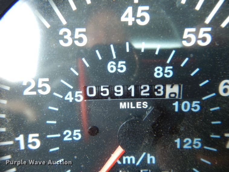 image for item DG6988 1997 Mack CH613  semi truck