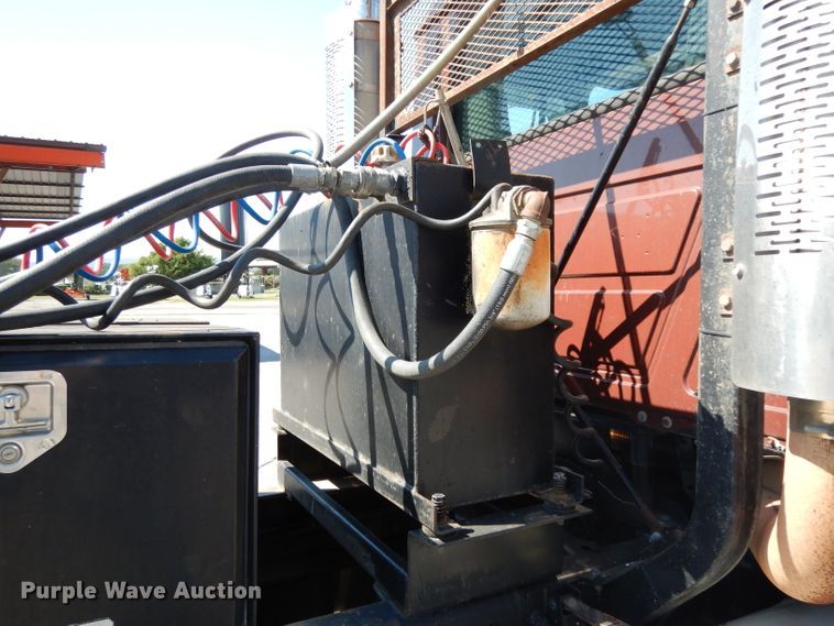 image for item DG6988 1997 Mack CH613  semi truck