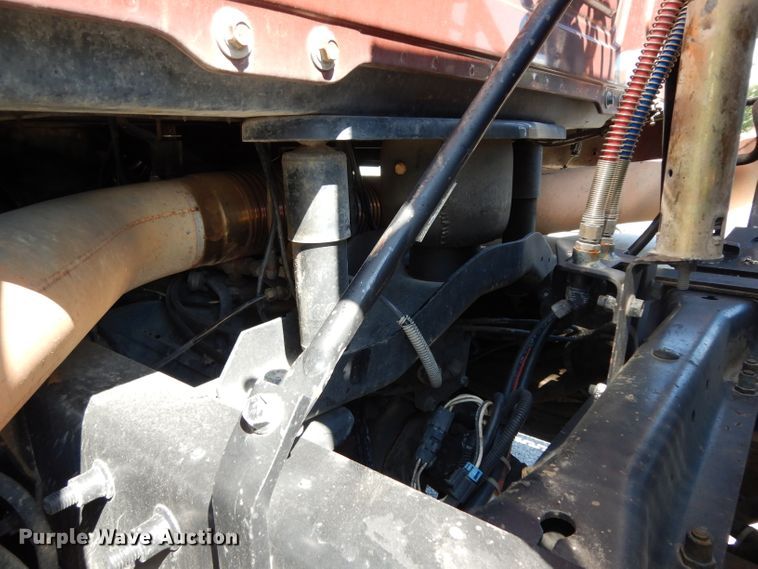 image for item DG6988 1997 Mack CH613  semi truck