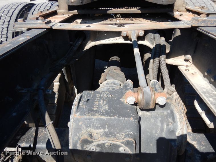 image for item DG6988 1997 Mack CH613  semi truck