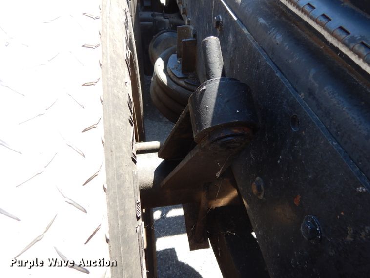 image for item DG6988 1997 Mack CH613  semi truck