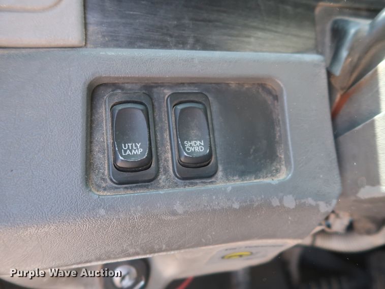 image for item DH0995 2006 Freightliner Columbia  semi truck