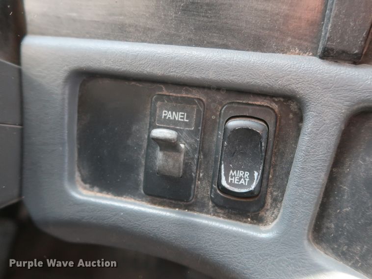 image for item DH0995 2006 Freightliner Columbia  semi truck