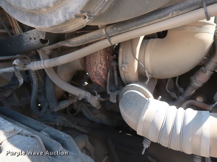 image for item DH0995 2006 Freightliner Columbia  semi truck